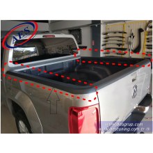 VOLKSWAGEN AMAROK CANYON ARKA KASA ÜSTÜ YAN PLASTİK PERVAZLAR 2 PARÇA